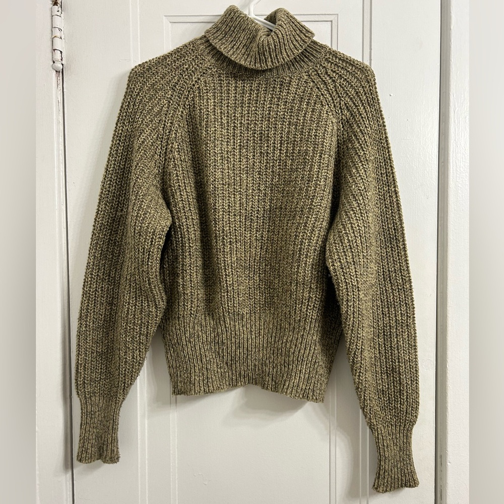 Uniqlo taupe turtleneck sweater